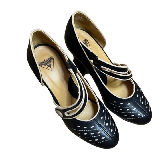 JOHN FLUEVOG Look Out ALLURE Asymmetrical Mary‎ Jane Shoes Women Size 8 - Picture 1 of 11